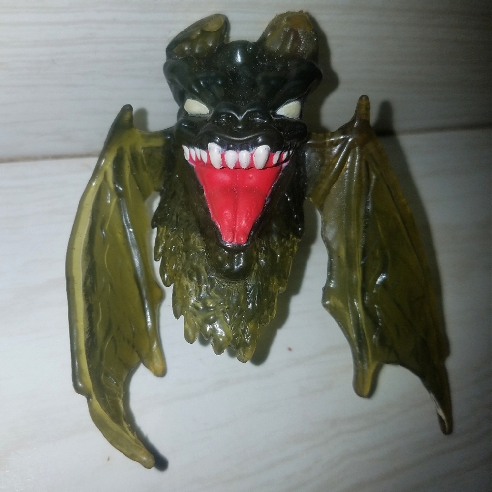 Vintage 1990 Swamp Thing Fang Bat Bio Mask For Skin Man DC Comics